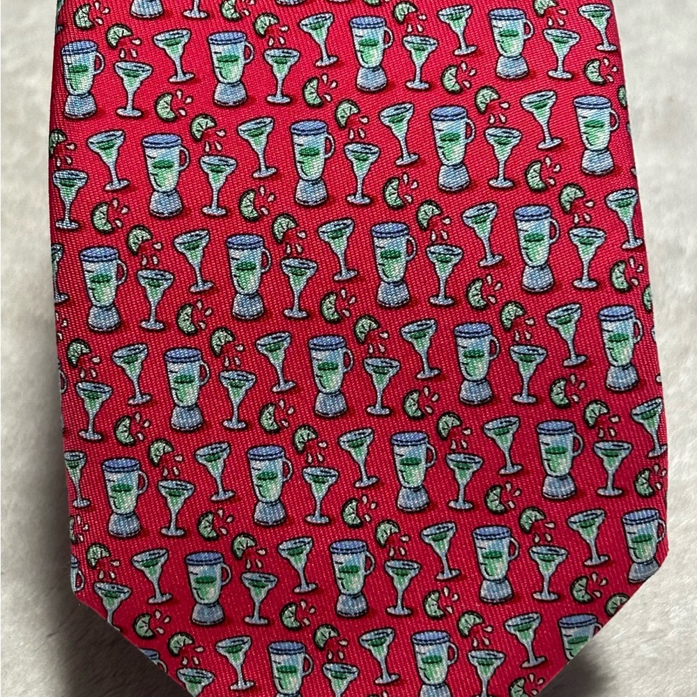 Vineyard Vines Men's All Over Red Blender Drink & Lime Silk Tie 3.25"